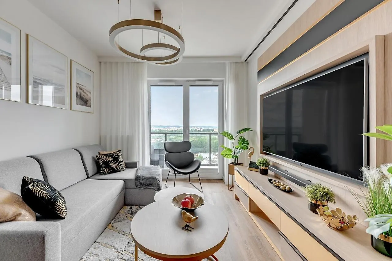 Diamond Suites - Sea View location